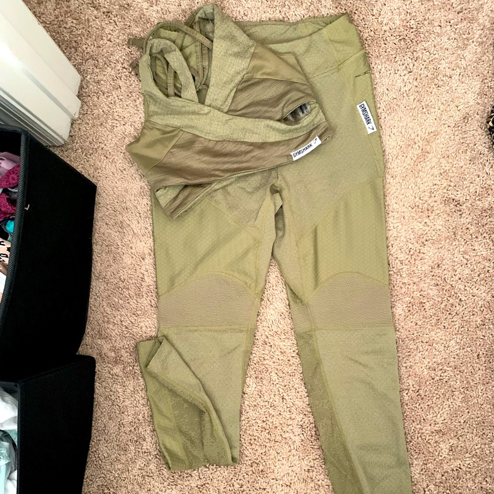 Gymshark set - medium